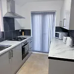 Stoneleigh Retreat 4br Entire Dom wakacyjny Middlesbrough