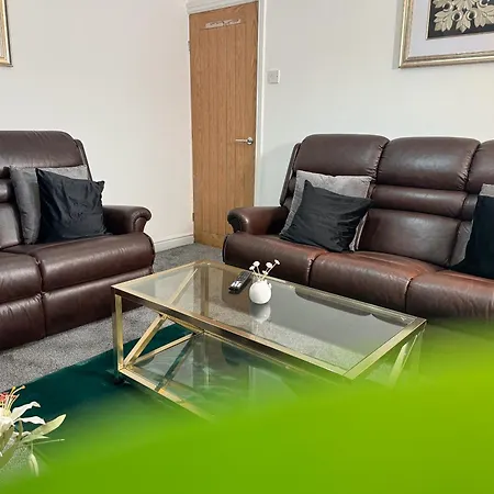 Holiday home Stoneleigh Retreat 4br Entire